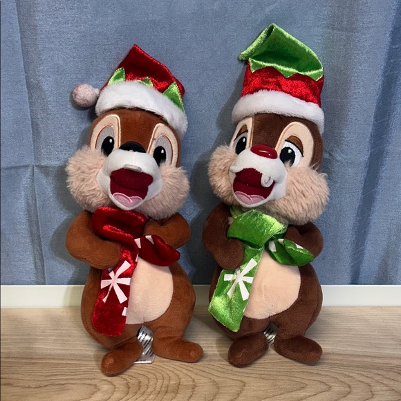 Disney Other - ☆Disney Chip & Dale Chipmunk Plush Happy Holiday tic & tac 10 inches